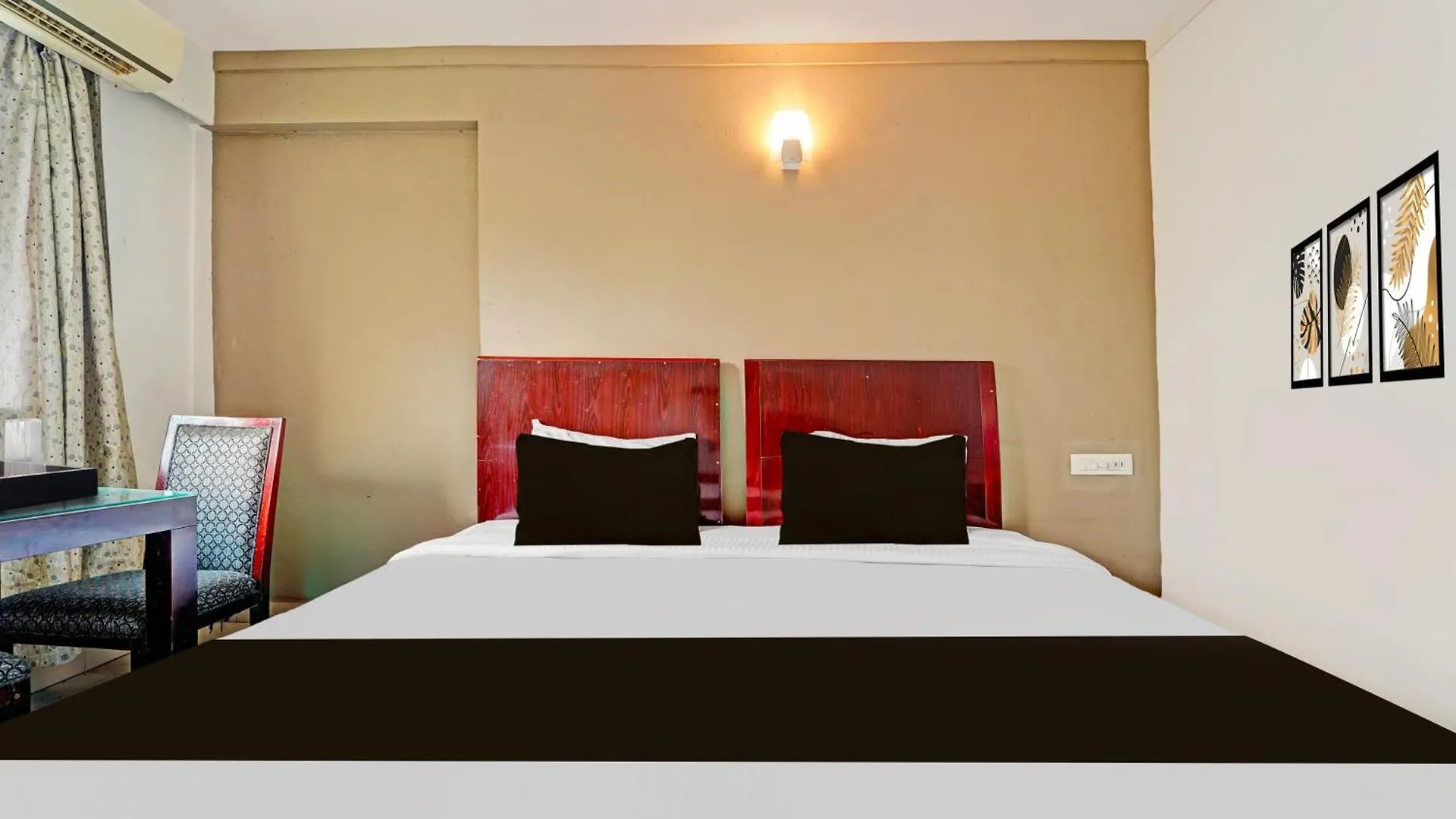 Super Collection O Alappuzha Town Hotel
