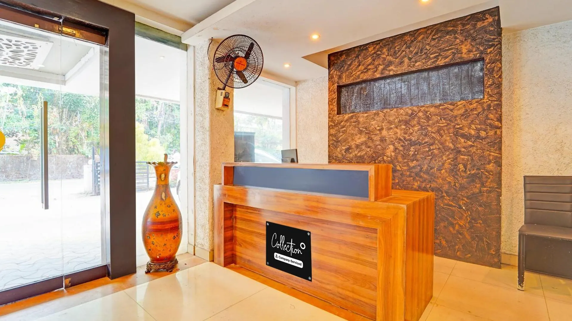 Super Collection O Alappuzha Town Hotel